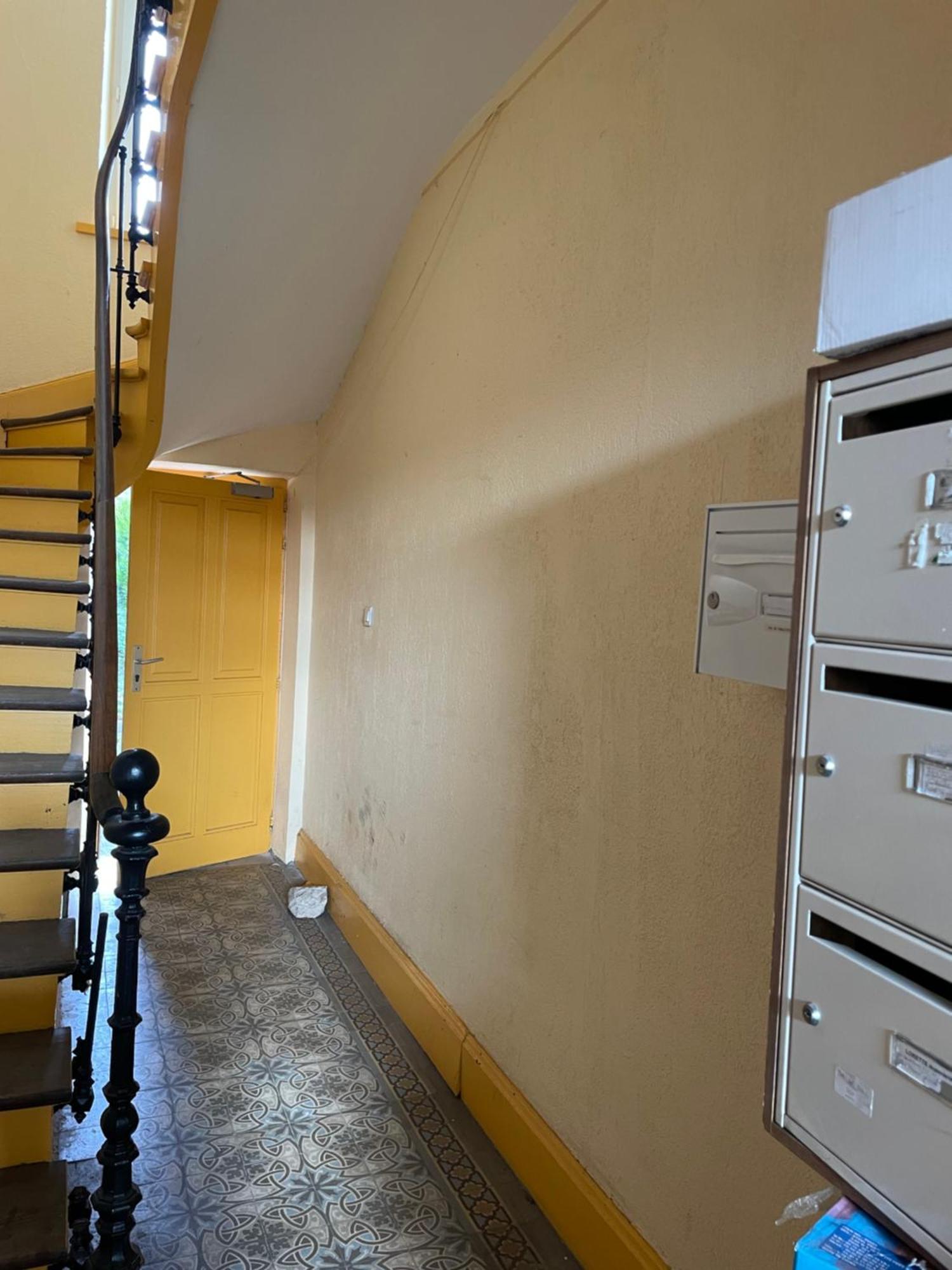 Charmant Appartement Avec Jardin Nancy Bagian luar foto